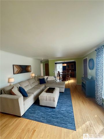 93 Mayfield Avenue, Tonawanda, NY 14150