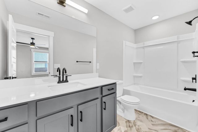 1305 Jonathan Wade Circle, Clarksville, TN 37043