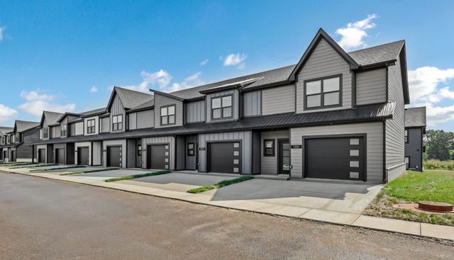 1305 Jonathan Wade Circle, Clarksville, TN 37043