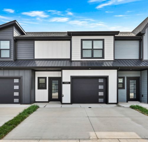 1305 Jonathan Wade Circle, Clarksville, TN 37043