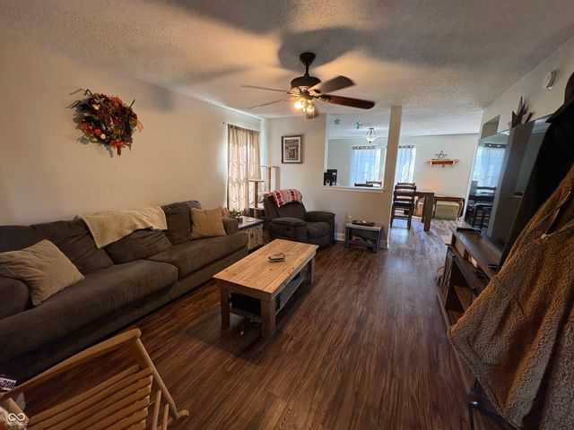 347 Sunbeam Lane, Greenwood, IN 46143