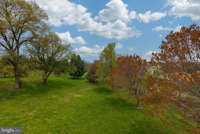 394 STREET RD, West Grove, PA 19390