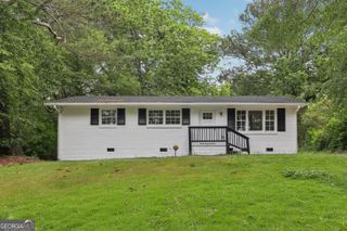 2765 Ocean Valley Drive, South Fulton, GA 30349