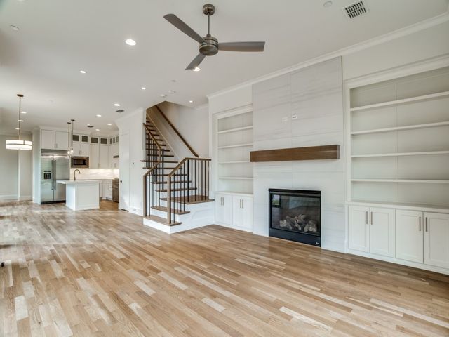 4401 Glenwick Lane, University Park, TX 75205