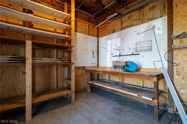 165 9th Street, Wellsburg, WV 26070