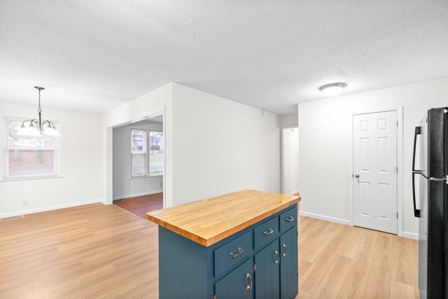 2522 Timberwood Dr, Clarksville, TN 37040