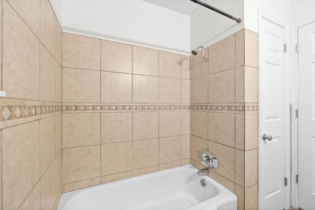 2522 Timberwood Dr, Clarksville, TN 37040
