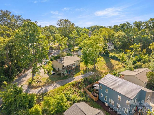 104 Millbrook Road, Asheville, NC 28806