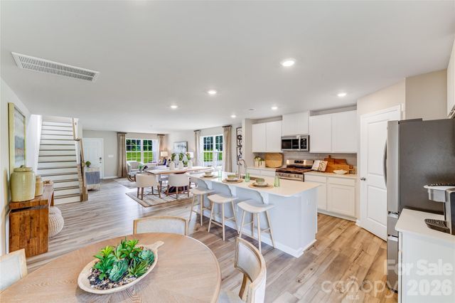 711 Mile Creek Road, Edgemoor, SC 29712