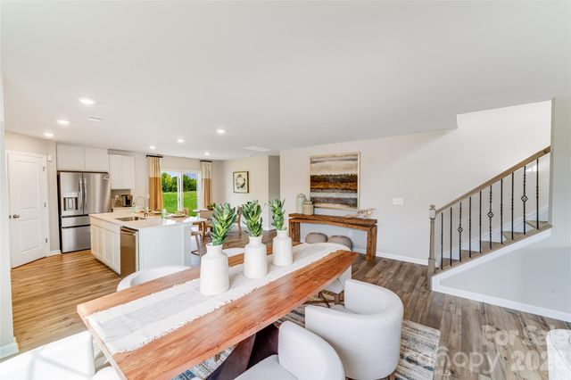 711 Mile Creek Road, Edgemoor, SC 29712