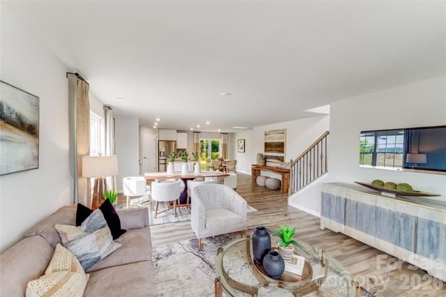 711 Mile Creek Road, Edgemoor, SC 29712