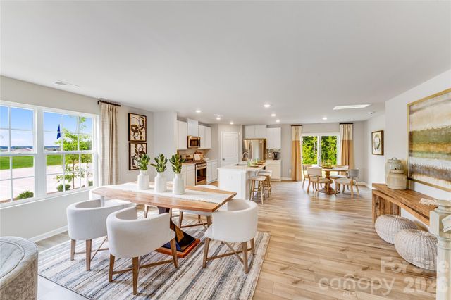 711 Mile Creek Road, Edgemoor, SC 29712