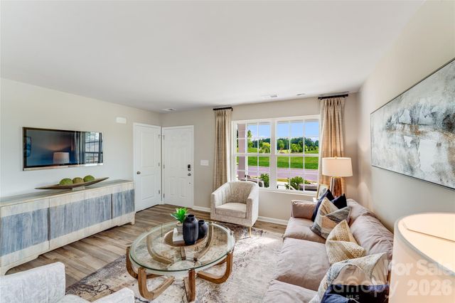 711 Mile Creek Road, Edgemoor, SC 29712