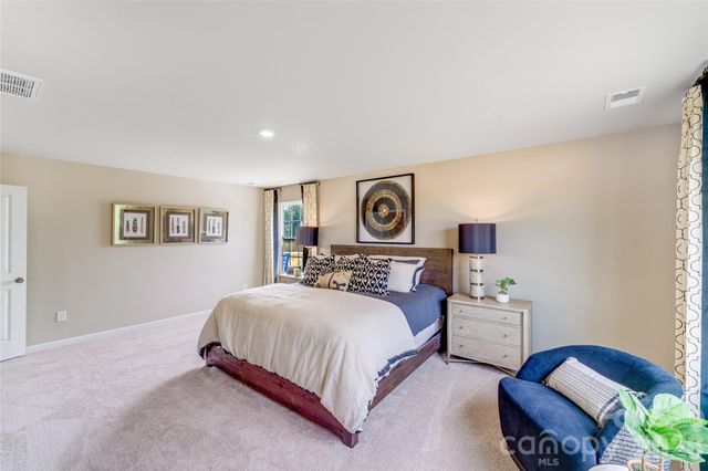 711 Mile Creek Road, Edgemoor, SC 29712