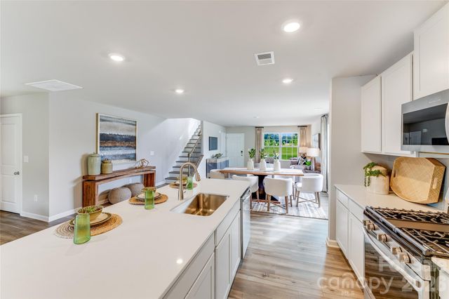 711 Mile Creek Road, Edgemoor, SC 29712