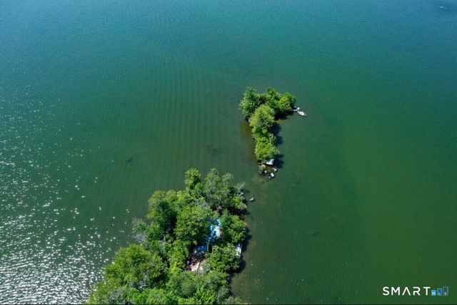 3 Island, East Hampton, CT 06424