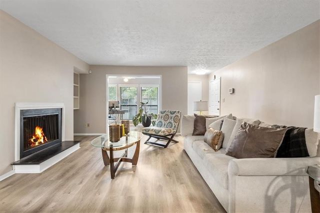 214 Smokerise Circle SE, Marietta, GA 30067