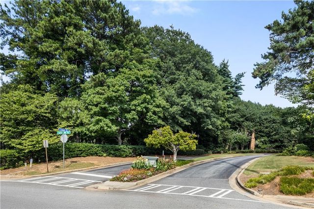 214 Smokerise Circle SE, Marietta, GA 30067