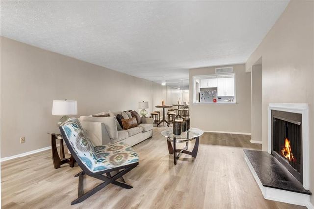 214 Smokerise Circle SE, Marietta, GA 30067