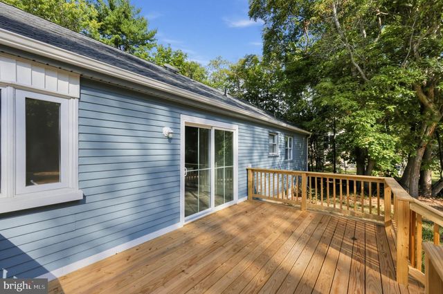 2218 4TH ST, Atco, NJ 08004