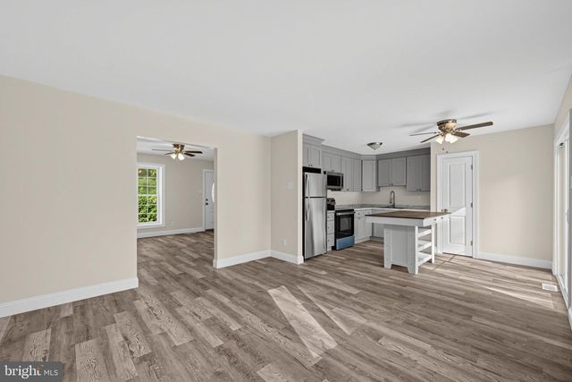 2218 4TH ST, Atco, NJ 08004