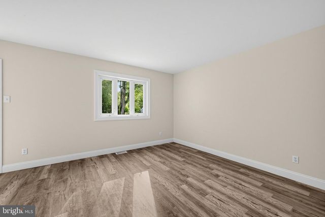 2218 4TH ST, Atco, NJ 08004