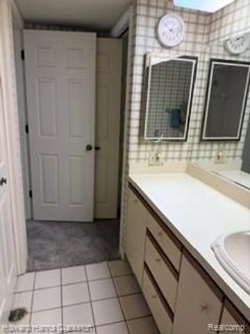 416 N. Helen Avenue 7, Rochester, MI 48307