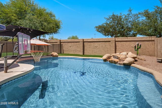 314 N NEVADA Way, Gilbert, AZ 85233
