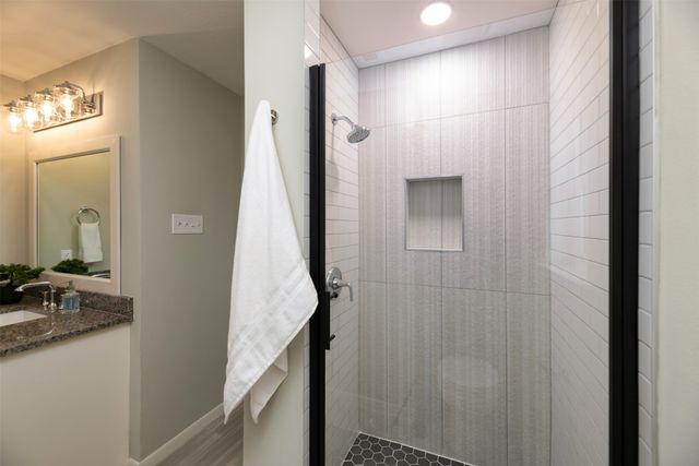 1012 Sleepy Hollow Drive N, Irving, TX 75061