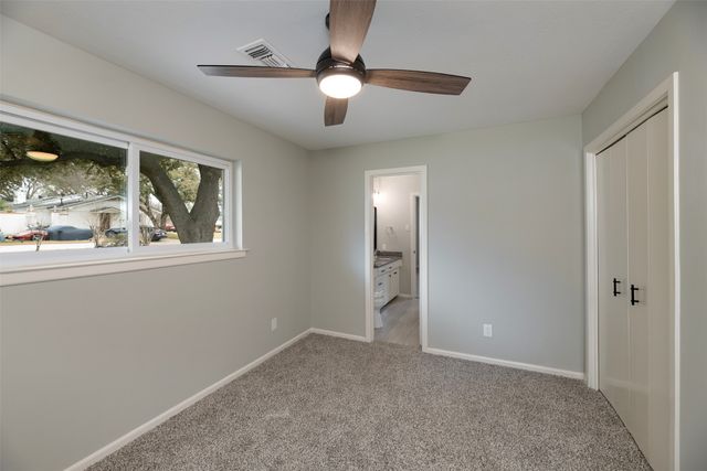 1012 Sleepy Hollow Drive N, Irving, TX 75061