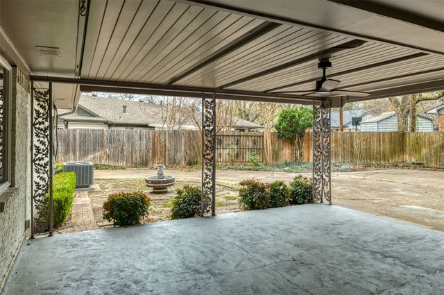 1012 Sleepy Hollow Drive N, Irving, TX 75061