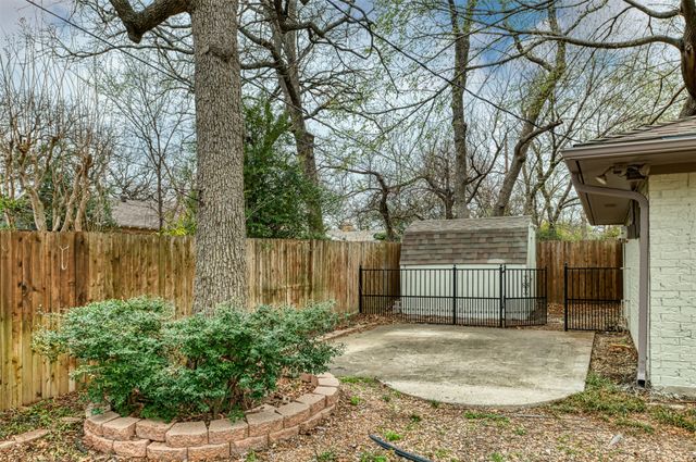 1012 Sleepy Hollow Drive N, Irving, TX 75061