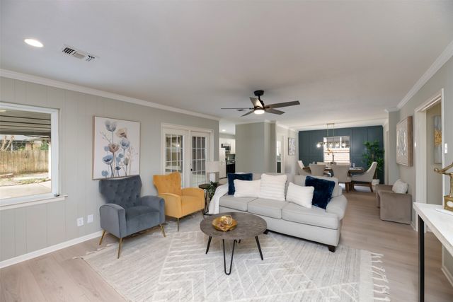 1012 Sleepy Hollow Drive N, Irving, TX 75061