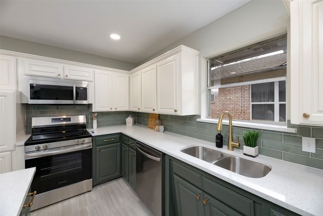 1012 Sleepy Hollow Drive N, Irving, TX 75061