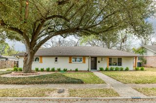 1012 Sleepy Hollow Drive N, Irving, TX 75061