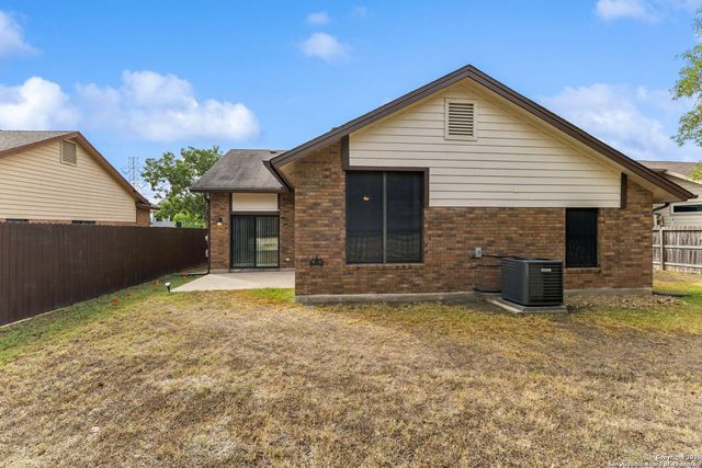 7009 Jefferson Ridge, Converse, TX 78109