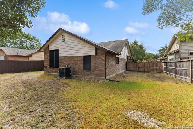 7009 Jefferson Ridge, Converse, TX 78109