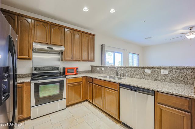 12990 N 88th Lane, Peoria, AZ 85381