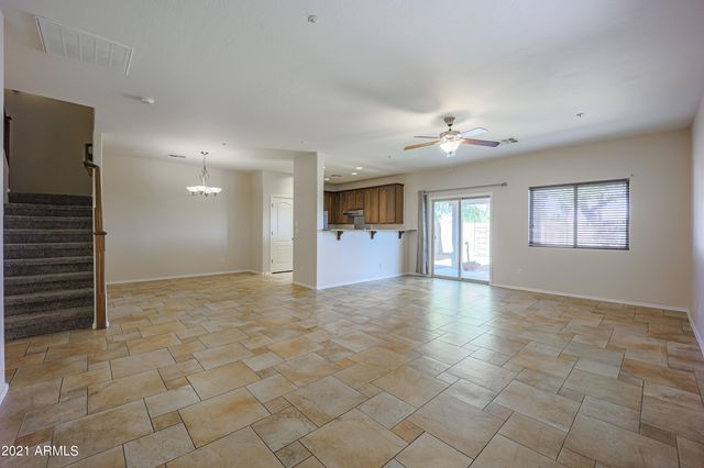 12990 N 88th Lane, Peoria, AZ 85381