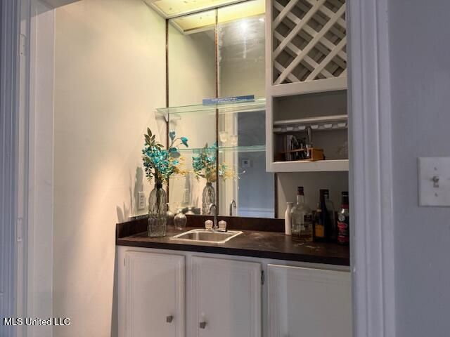 6231 Waterford Drive, Jackson, MS 39211