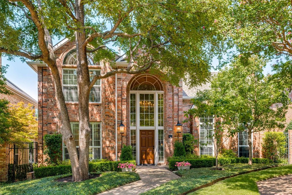 4 Glenmeadow Court, Dallas, TX 75225