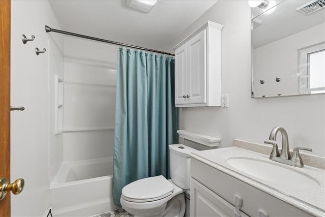 101 Parise Road, Forest Hills Boro, PA 15221