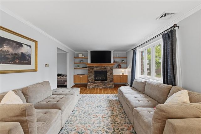 101 Parise Road, Forest Hills Boro, PA 15221