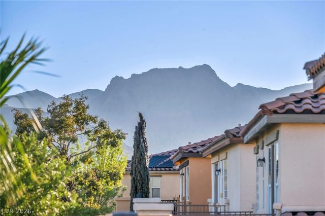 12133 Las Hurdes Avenue, Las Vegas, NV 89138