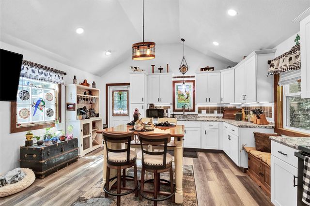 2075 Mangum Road, Livingston, TX 77351