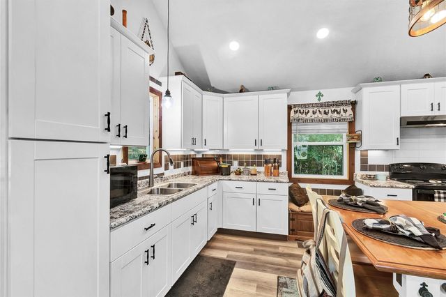 2075 Mangum Road, Livingston, TX 77351