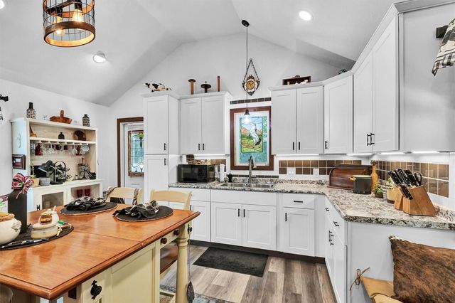 2075 Mangum Road, Livingston, TX 77351