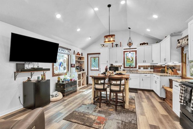 2075 Mangum Road, Livingston, TX 77351
