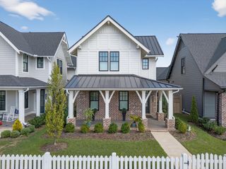 2648 Buckner Ln, Thompsons Station, TN 37179