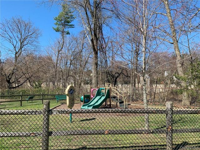 28 Oregon Avenue A, Bronxville, NY 10708